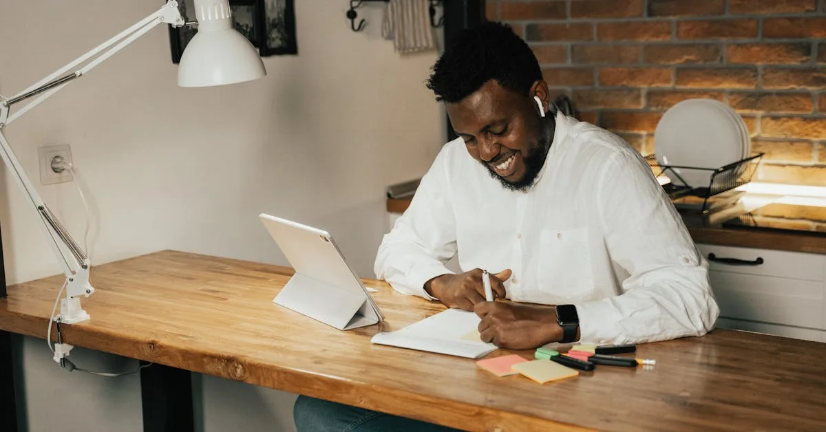 オンラインで学習する受講者