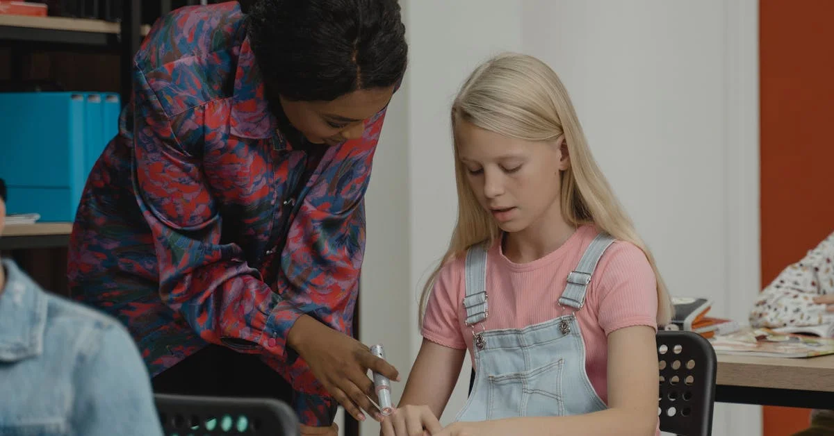 受講者を支援する教員の様子