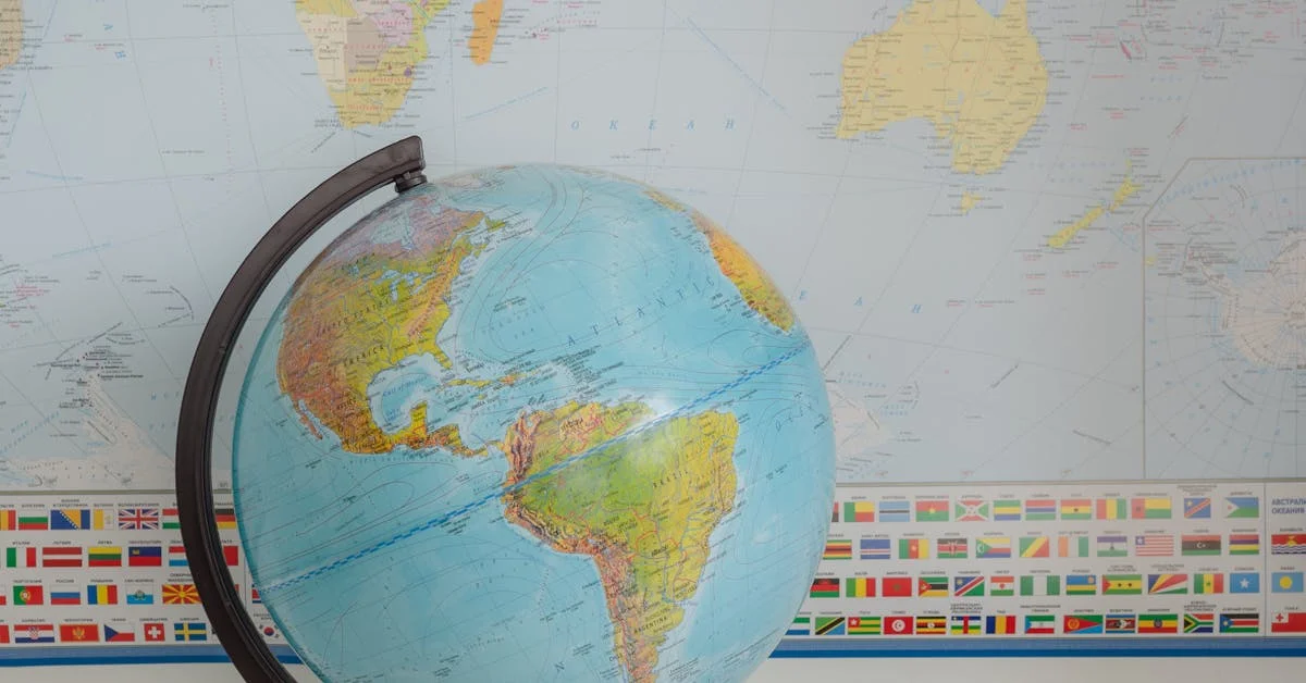 世界232カ国でMoodleが利用されている規模を表す世界地図のイメージ